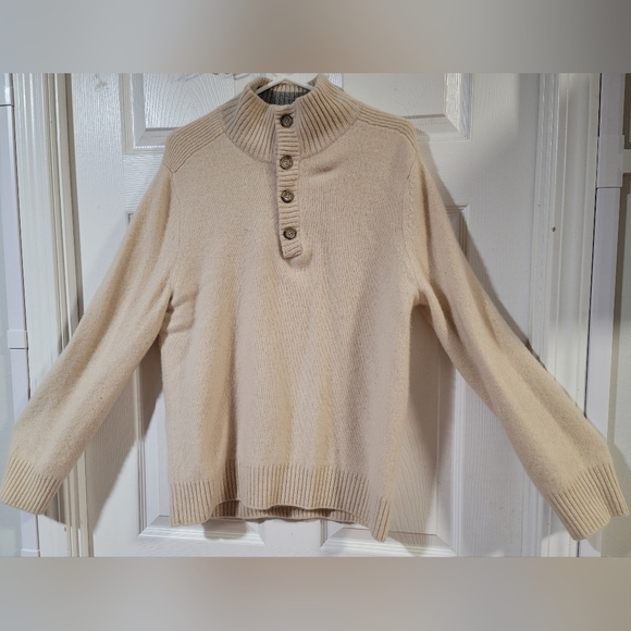 Banana Republic Beige Cashmere Sweater, Large - Picture 3 of 4